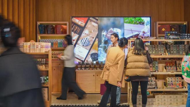 Sagrada Madre加速布局线下快闪店开元棋牌网站中式线香越来越火阿根廷香薰品牌(图1)