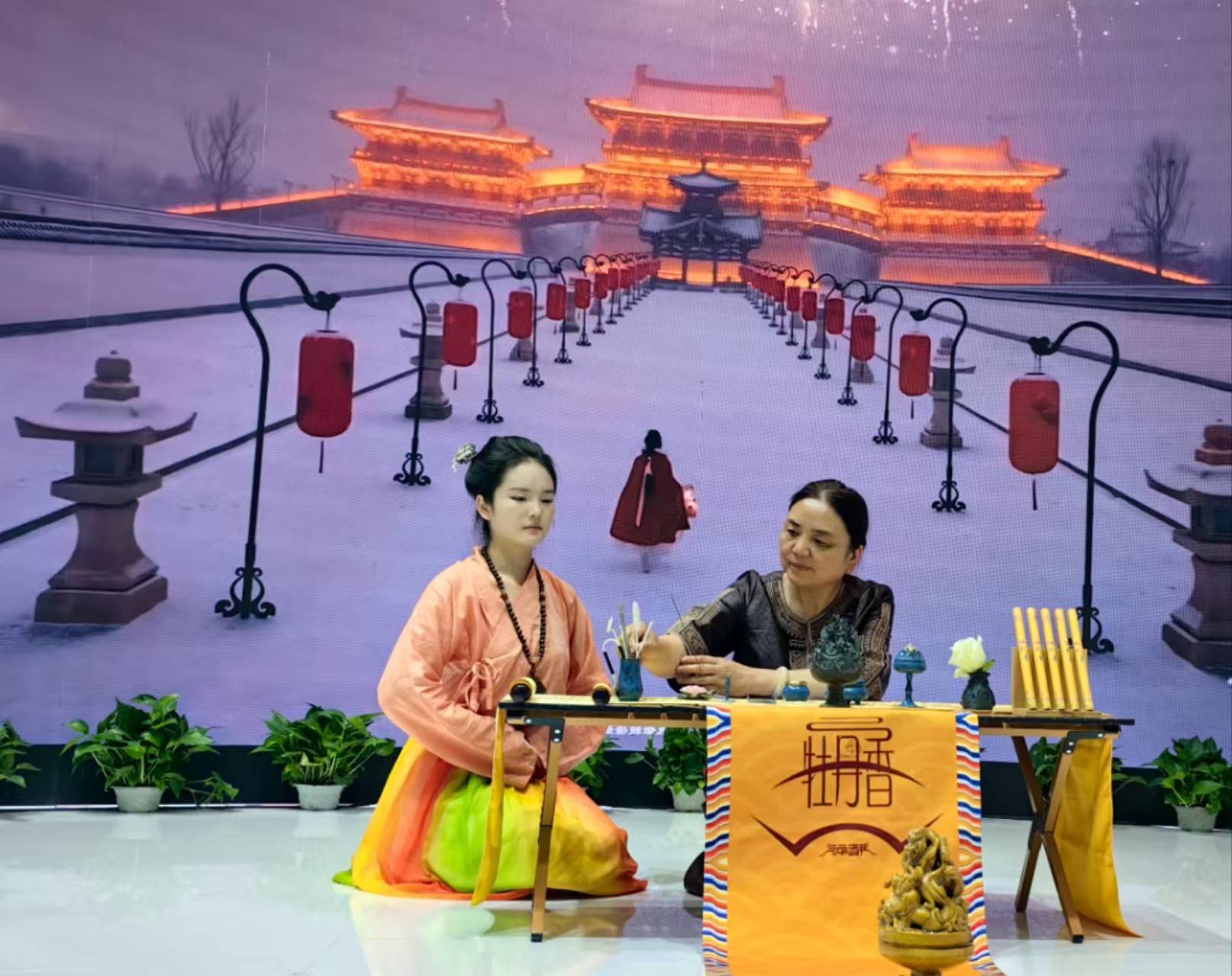 文双携天然香道亮相文博会展传承新篇开元棋牌网站非遗焕彩谱华章——李(图2)