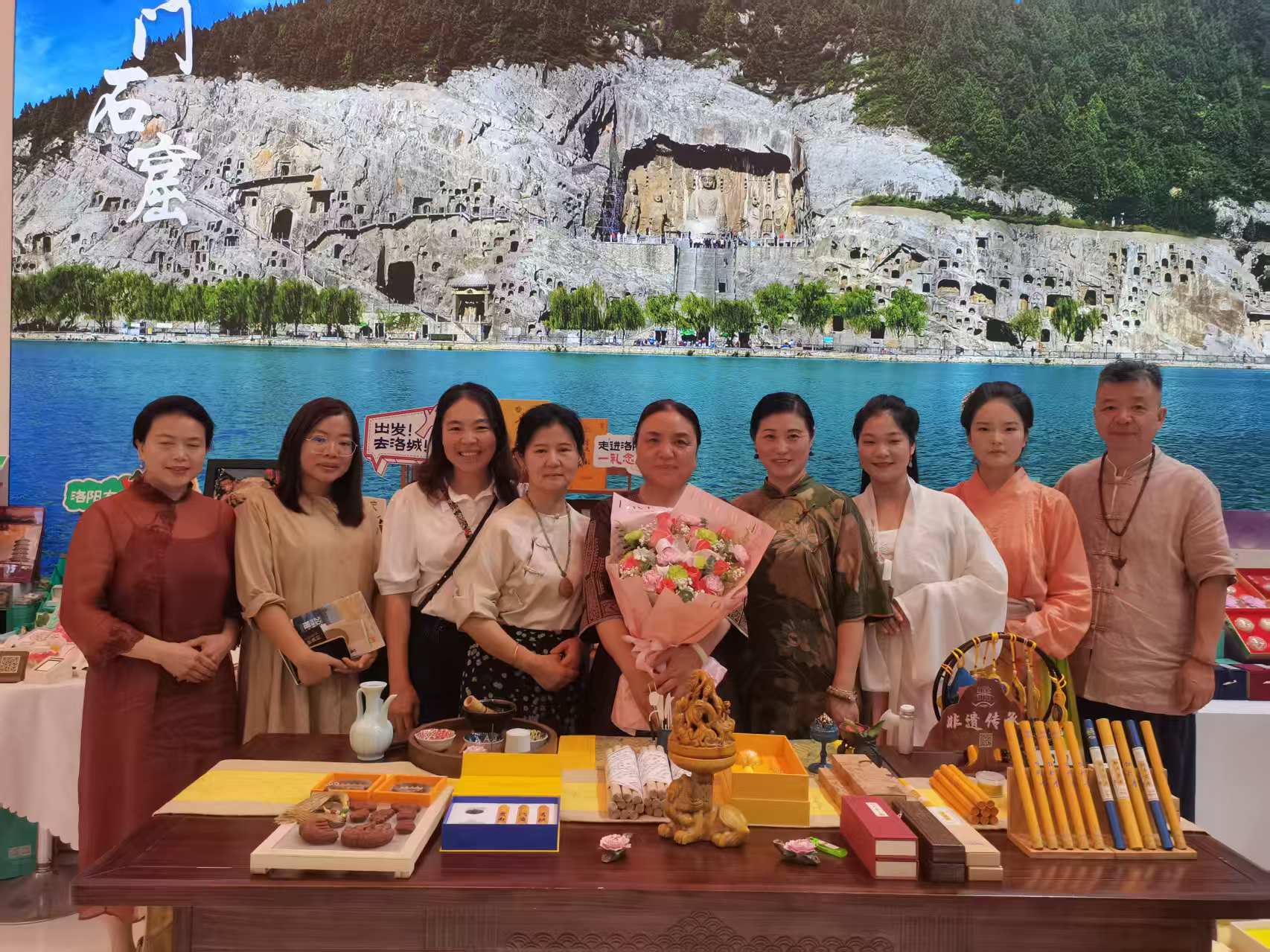 文双携天然香道亮相文博会展传承新篇开元棋牌网站非遗焕彩谱华章——李(图9)